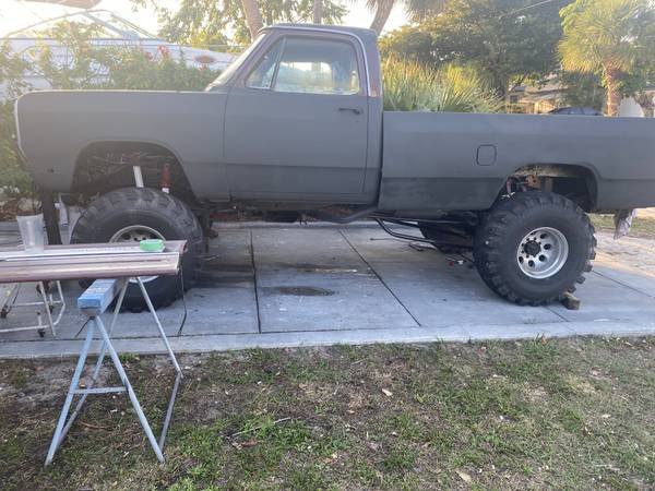mud%20trucks%20for%20sale