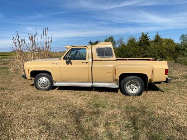 square%20body%20chevy%20for%20sale